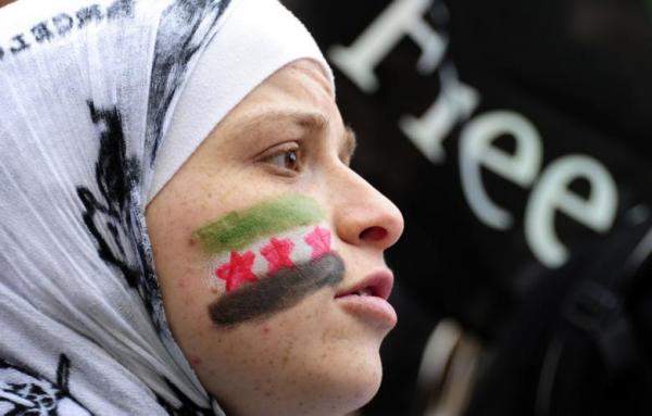 هل تَسقط المُعارضة السورية بعد الضَربة الثُلاثية؟