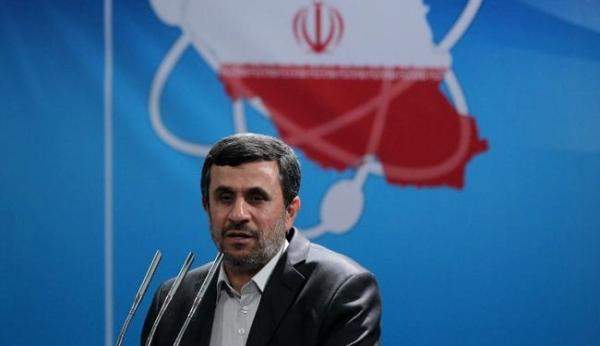 محمود أحمدي نجاد: لبنان محاصر وهناك من ينتظر أن يغرق لينقض عليه