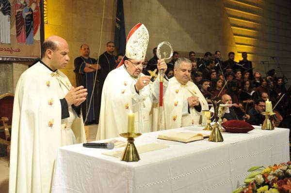 الاباتي طنوس نعمة تمنى ان ينعم لبنان بالامان والسلام: بالصلاة نخلص 