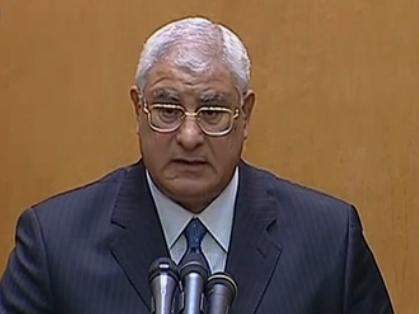 منصور يعلن تعديل خارطة المستقبل: لاجراء انتخابات رئاسة مصر أولاً