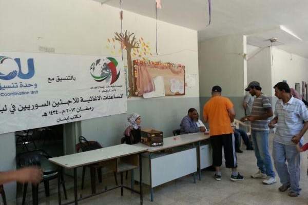 مؤسسة خليفة بن زايد أنهت عملية توزيع المساعدات للنازحين في طرابلس