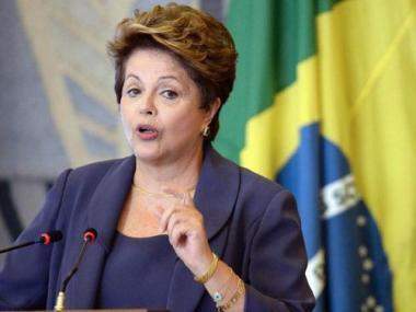 روسيف: دولة البرازيل تواجه لحظة &quot;خطيرة&quot;
