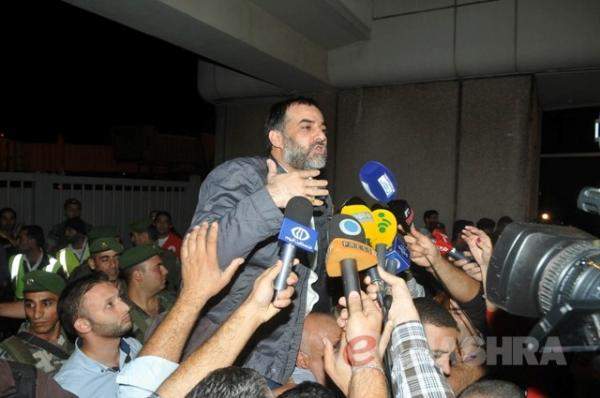 الشرق الاوسط: خاطفو اللبنانيين في اعزاز تلقوا مبلغ 100 مليون يورو