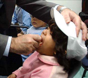 وزارة الصحة السورية تطلق حملة التلقيح الوطنية الرابعة ضد شلل الأطفال 