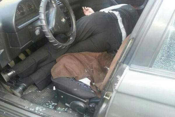 المباحث الجنائية تكشف على سيارة الشيخ غية في طرابلس