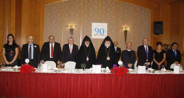 الجمعية الخيرية التربوية الأرمنية اقامت عشاء خيريا برعاية كشيشيان