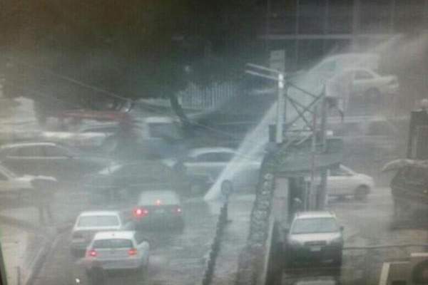 حادث تصادم بين 3 سيارات على جسر الكولا باتجاه الوسط والاضرار مادية