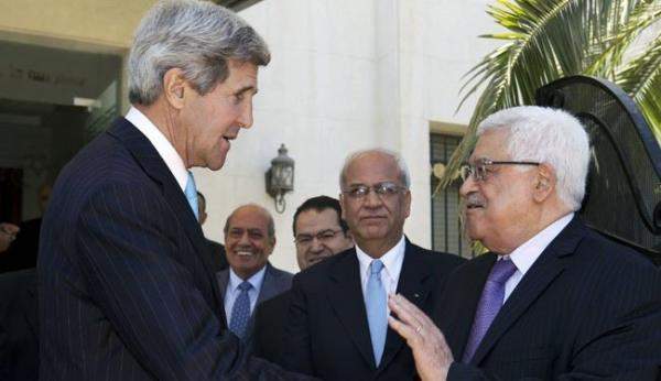 كيري سيلتقي الرئيس الفلسطيني بعد غد السبت في باريس