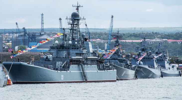 قائد القوات البحرية الروسية: طاقم الطراد "موسكفا" سيواصل الخدمة في صفوف البحرية