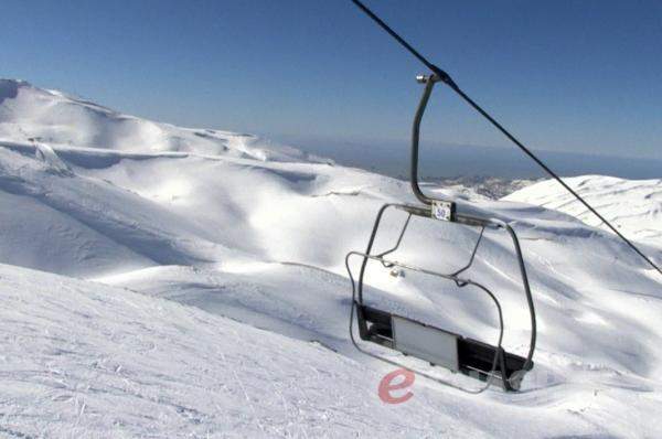 النشرة: تساقط الثلوج على قمم جبل الشيخ للمرة الاولى هذا العام