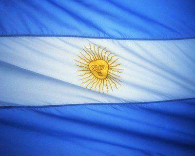 مقتل 12 شخصا وإجلاء الآلاف جراء فيضانات في الأرجنتين
