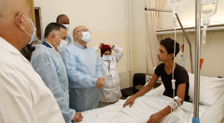 الأبيض جال في مستشفى طرابلس الحكومي: للمسارعة الى المعالجة المبكرة عن طريق الأمصال