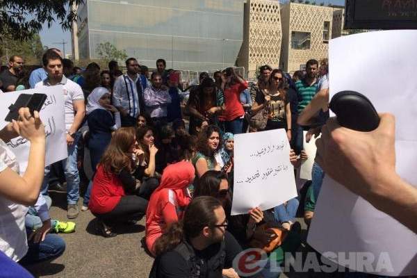 &quot;النشرة&quot;: مدربو اللبنانية يقطعون طريق المتحف مطالبين بالافراج عن ملفهم