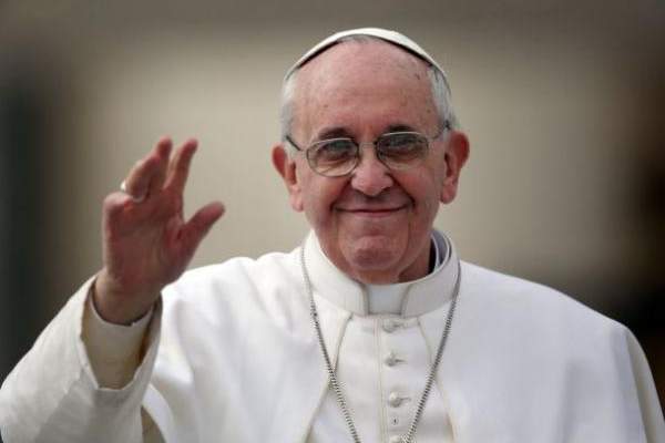 البابا فرنسيس استنكر وحشية الارهابيين ضد الأقليات في سوريا والعراق