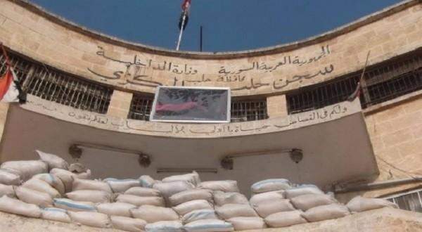 هل تمهّد إعادة سيطرة الجيش السوري على سجن حلب المركزي لاعلان النظام نصرًا مزدوجًا؟