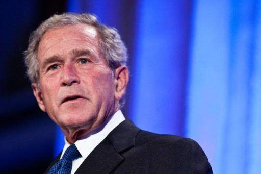 بوش: قلق حيال صعود داعش بسوريا والعراق وادعم أوباما بالقضاء عليه