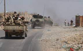 الجيش اليمني واللجان الشعبية يسيطران على موقع جبل الإم بي سي السعودي