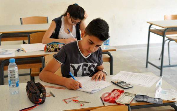بين كورونا وانفجار بيروت: ما مصير العام الدراسي المقبل؟
