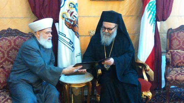 المفتي قباني التقى اليازجي ورئيس المجمع الأعلى للطائفة الإنجيلية