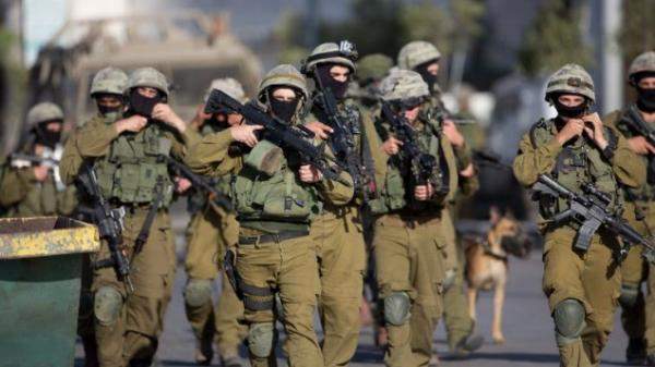 وقوع إصابات اثر هجوم لقوات اسرائيل على الفلسطينيين بحي الصوانة بالقدس