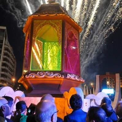 إضاءة سيبانة رمضان في أسواق بيروت وإنطلاق مسيرة 