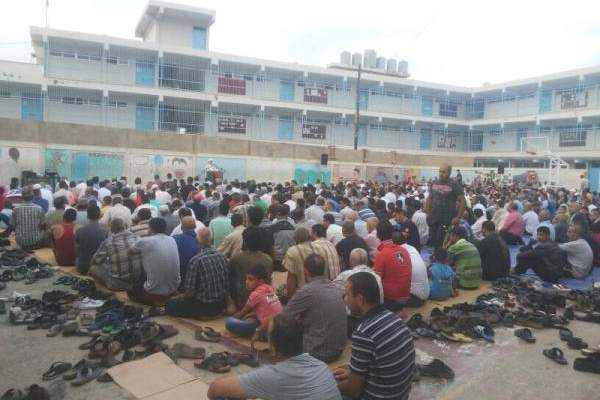 مسيرات حاشدة في مخيمات صور لحركة &quot;حماس&quot; تأييدا للمقاومة في غزة