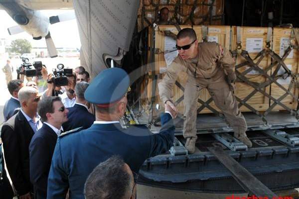 الجيش اللبناني يتسلم مساعدات عسكرية أميركية في مطار بيروت