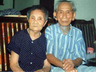 معمران متزوجان منذ 81 عاما