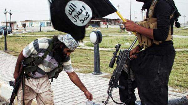 مصدر أمني للسومرية:داعش تعدم آمر فوج في الشرطة العراقية في نينوى