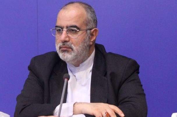 مستشار روحاني: إقالة بولتون هزيمة لاستراتيجية الحد الأقصى للضغوط ضد إيران