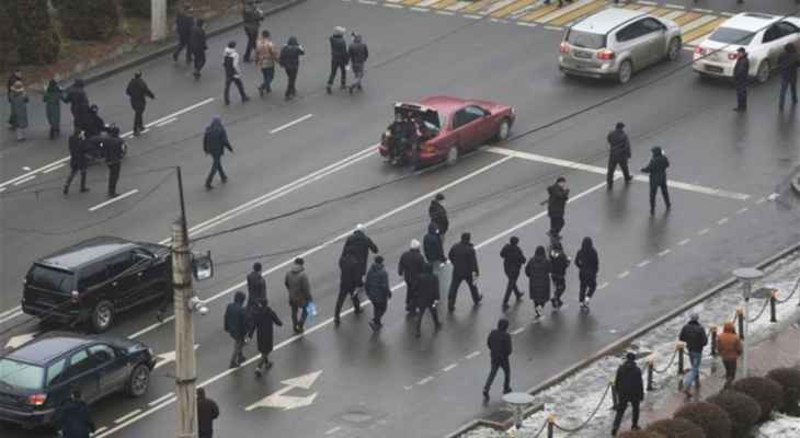 الشرطة الكازاخستانية أعلنت مقتل عشرات المتظاهرين