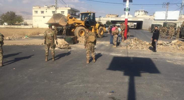النشرة: الجيش اللبناني أعاد فتح طريق المرج في البقاع الغربي 