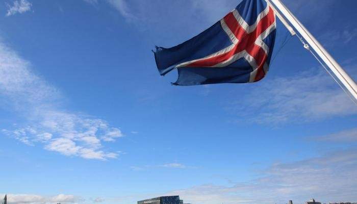 سلطات ايسلندا تخفف القيود المفروضة لاحتواء كورونا مطلع أيار  