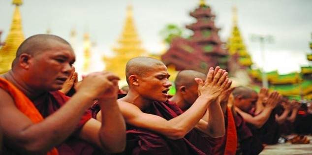مقتل كاهنين بوذيين وجرح آخرين في اعمال عنف يقودها مسلمون في تايلاند