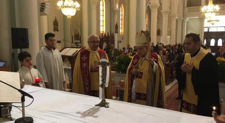المطران بو جوده ترأس قداس الفصح في كنيسة مار مارون في طرابلس