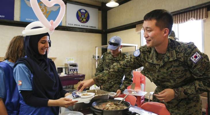 الكتيبة الكورية دعت تلاميذ مدرسة ديردبا للمشاركة باحتفال بمعسكرها
