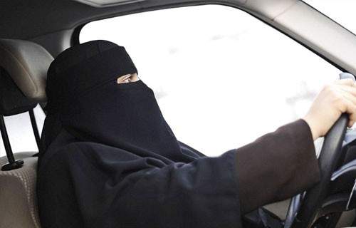 طلال بن عبد العزيز: السماح للمرأة السعودية بقيادة السيارة في نيسان المقبل