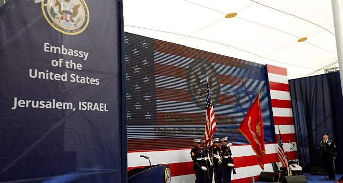 سفيرا ألمانيا وفرنسا قاطعا احتفالا أقامته السفارة الأميركية بالقدس لعدم اعترافهما بالقدس عاصمة لإسرائيل