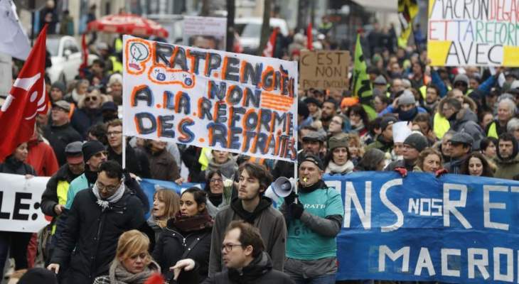 الآلاف تظاهروا في العاصمة الفرنسية باريس ضد مشروع إصلاح أنظمة التقاعد 