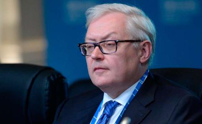 ريابكوف: على أوكرانيا إزالة الألغام حول السفن الروسية في موانئها لبدء التفاوض على خروج سفن الغذاء