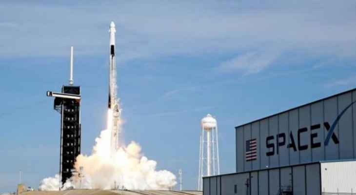 شركة "سبيس إكس" تخطط لإطلاق عشرات الصواريخ إلى الفضاء هذا العام
