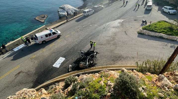 "النشرة": 3 شهداء باستهداف مسيّرة إسرائيلية لسيارة على طريق الناقورة