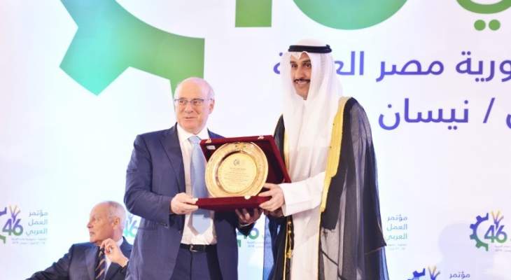 أبو سليمان تسلم رئاسة مؤتمر العمل العربي: لنتعاون من أجل حياة كريمة للأجيال المقبلة 