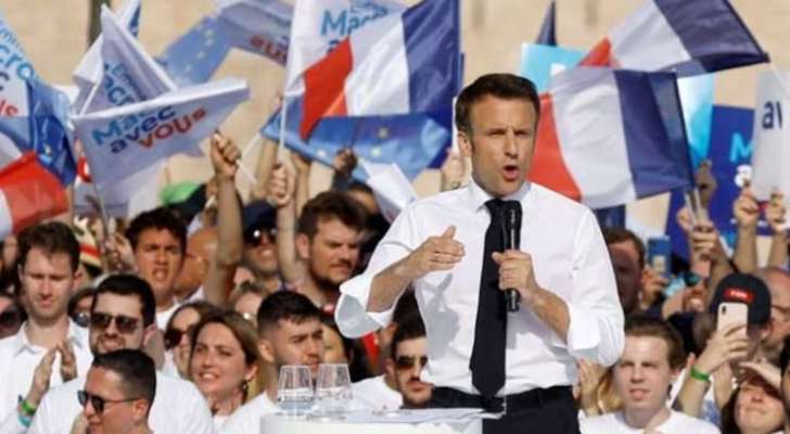 صاندي تايمز: أبناء الضواحي في فرنسا سيقررون مصير ماكرون