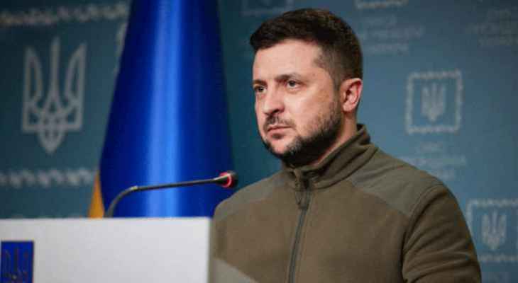 زيلينسكي: لا تنازل عن أي أراضٍ أوكرانية بالمفاوضات مع روسيا وعدم قبول انضمامنا للناتو خطأ