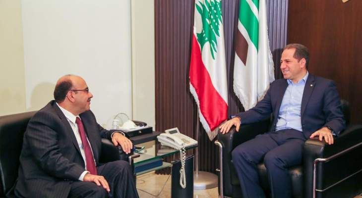 سامي الجميل بحث مع سفير الأردن بآخر التطورات في لبنان والمنطقة