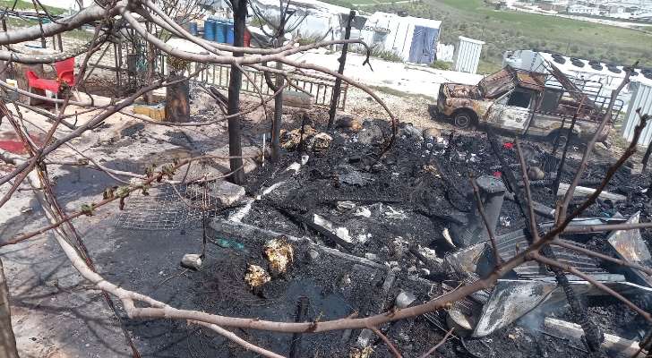 "النشرة": حريق فى إحدى خيم اللاجئين السوريين في مخيم الرفاس ادى الى وفاة طفل
