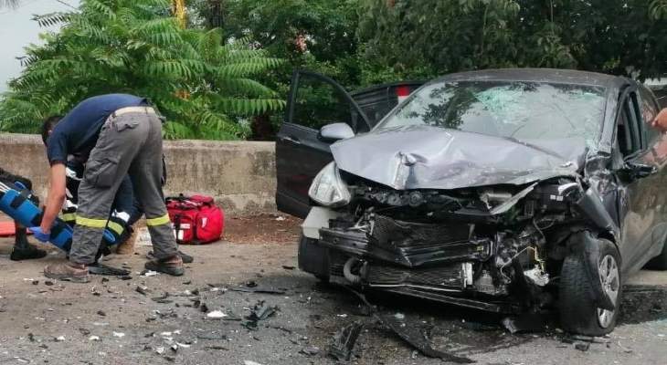 الدفاع المدني: جريحان نتيجة حادث سير في غادير- كسروان