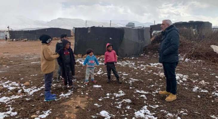رئيس بلدية القاع تفقد مخيمات النازحين السوريين: نناشد الأمم المتحدة وجمعياتها المساعدة في تعزيل السيول