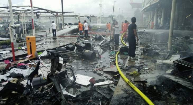 انفجار مزدوج هز مركزا للتسوق في منتجع سياحي بجزيرة باتاني التايلندية